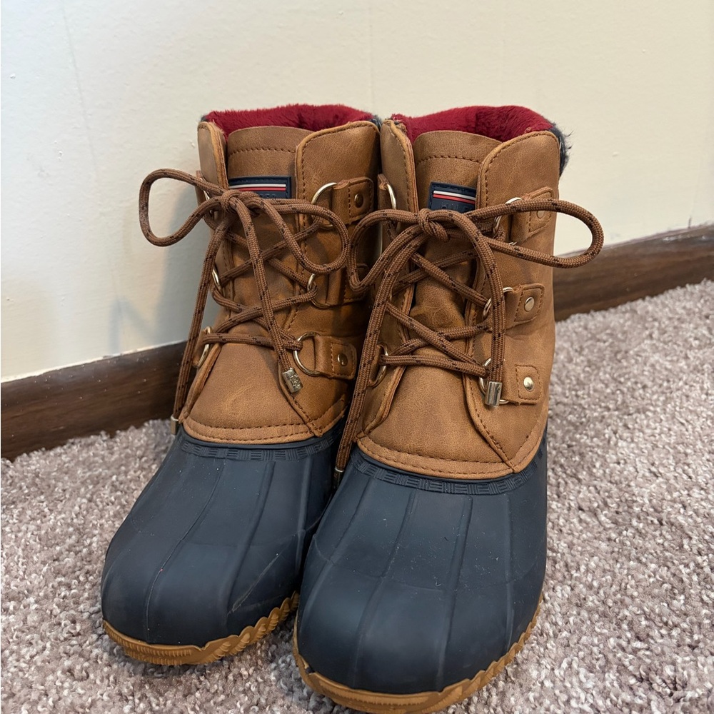 Tommy Hilfiger Navy and Tan Boots